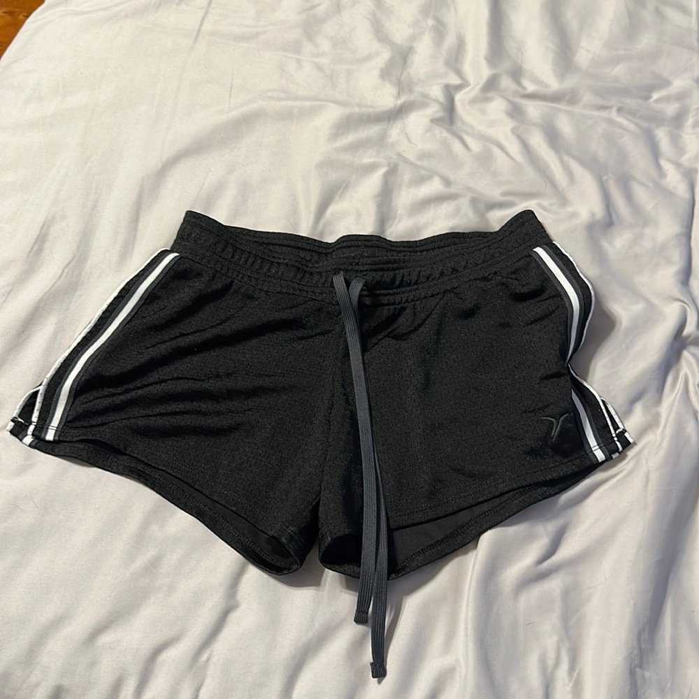 Old Navy black shorts